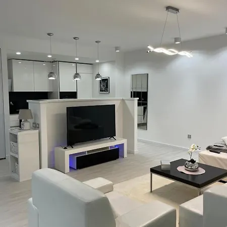 Apartment Lovely New By The Parliament *